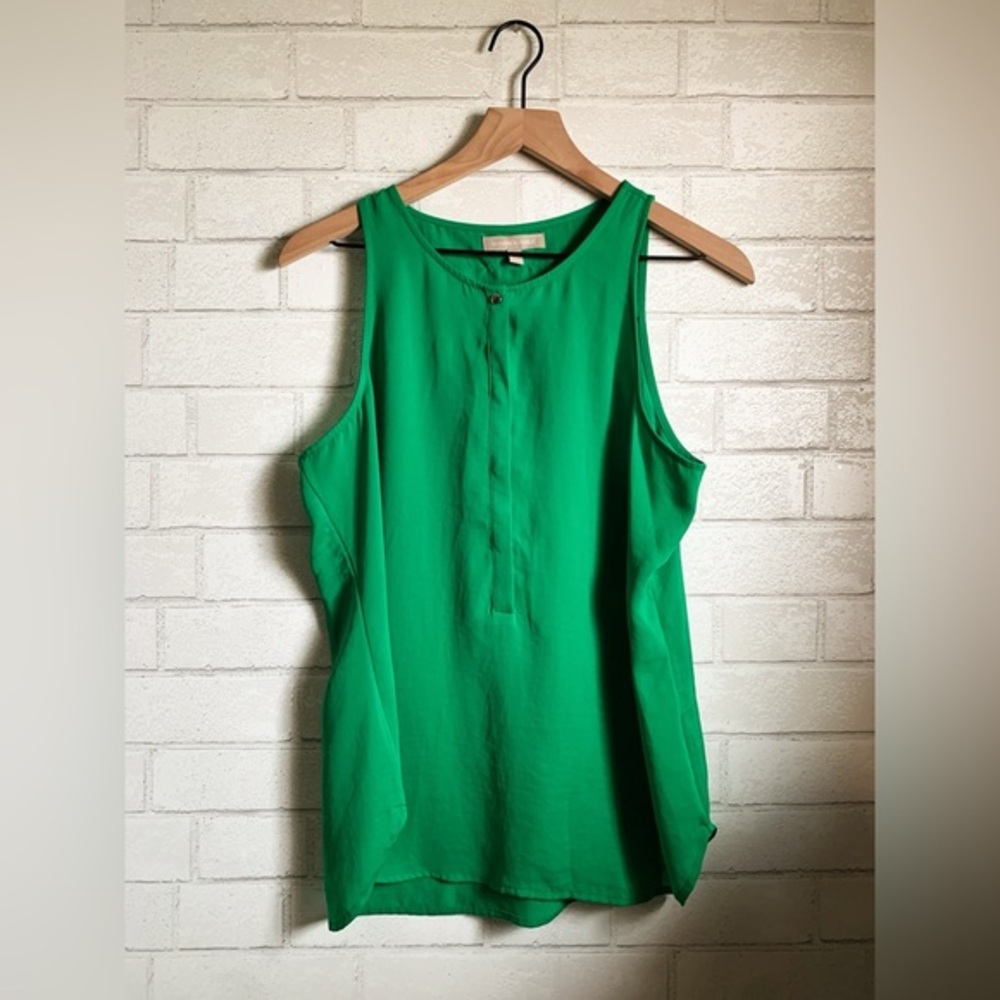Banana Republic Vibrant Green Semi Sheer Henley Sleeveless Blouse